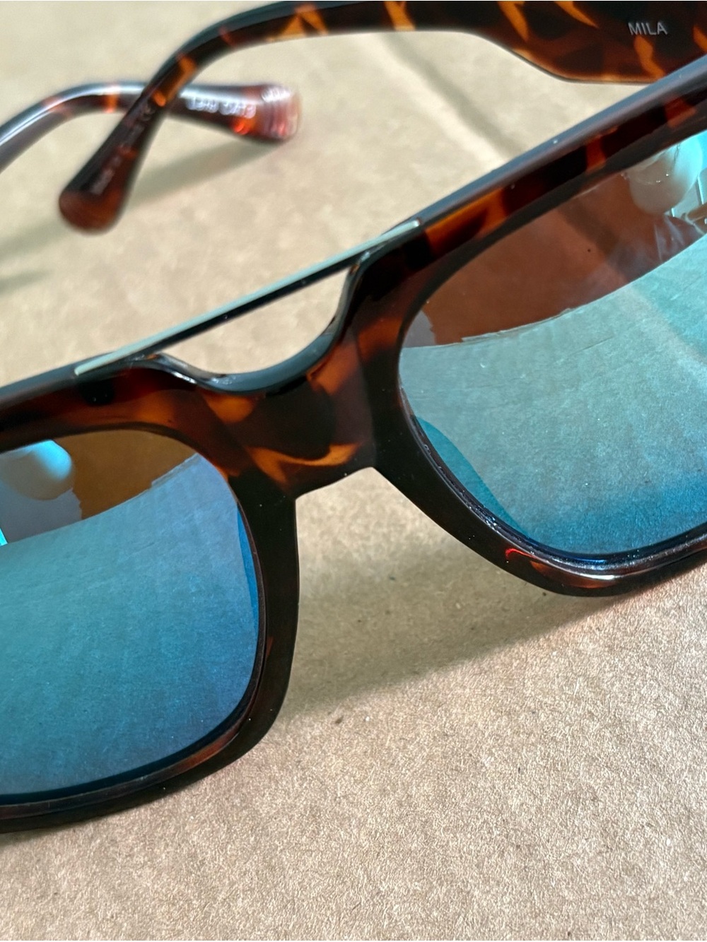 Chrisspy x Quay Mila Tortoise Frame Blue Mirror Lens Sunglasses - Picture 8 of 8